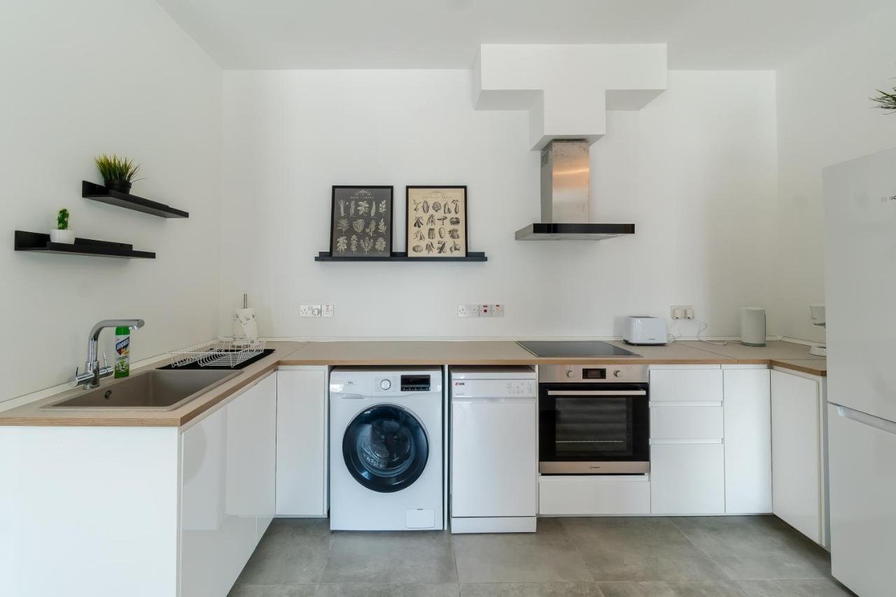 Kition City Apartments - Central Location Larnaca Buitenkant foto
