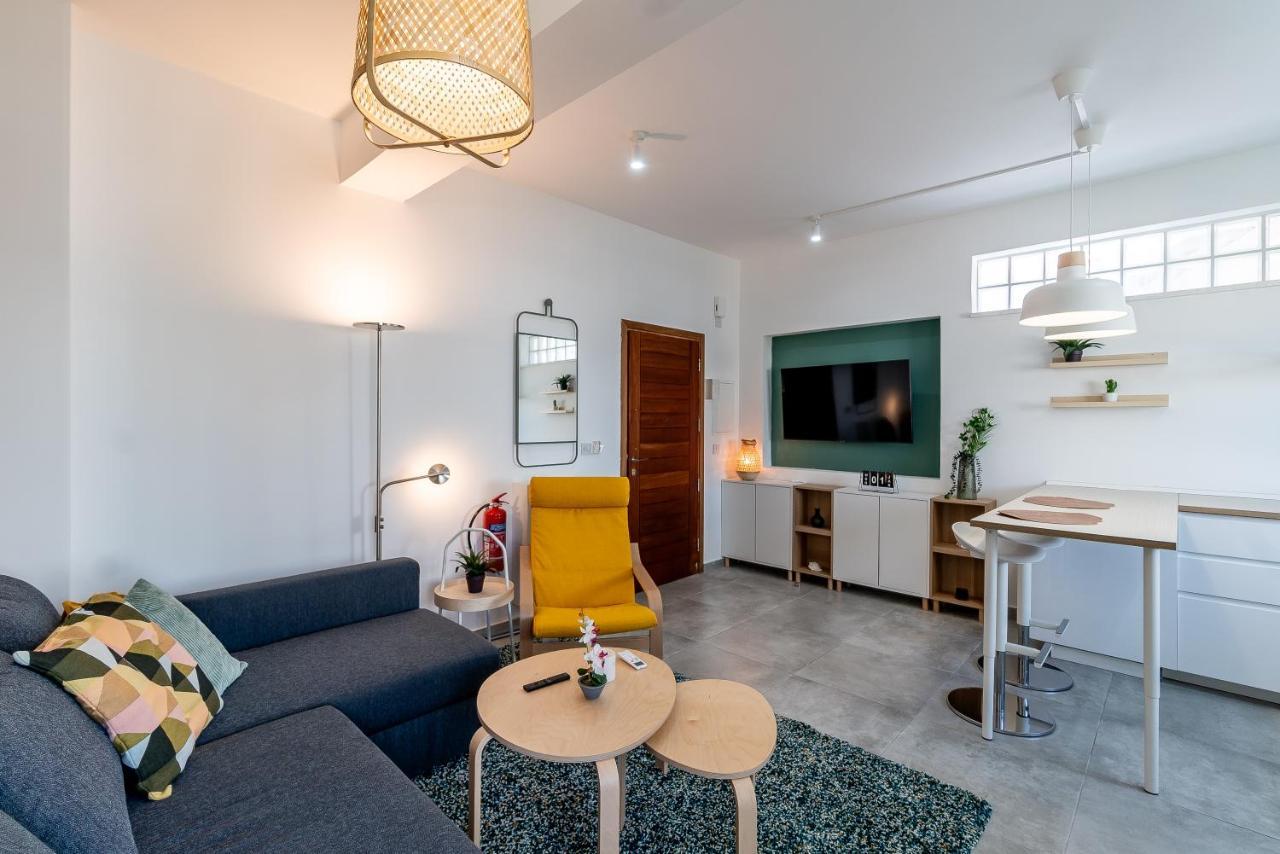 Kition City Apartments - Central Location Larnaca Buitenkant foto