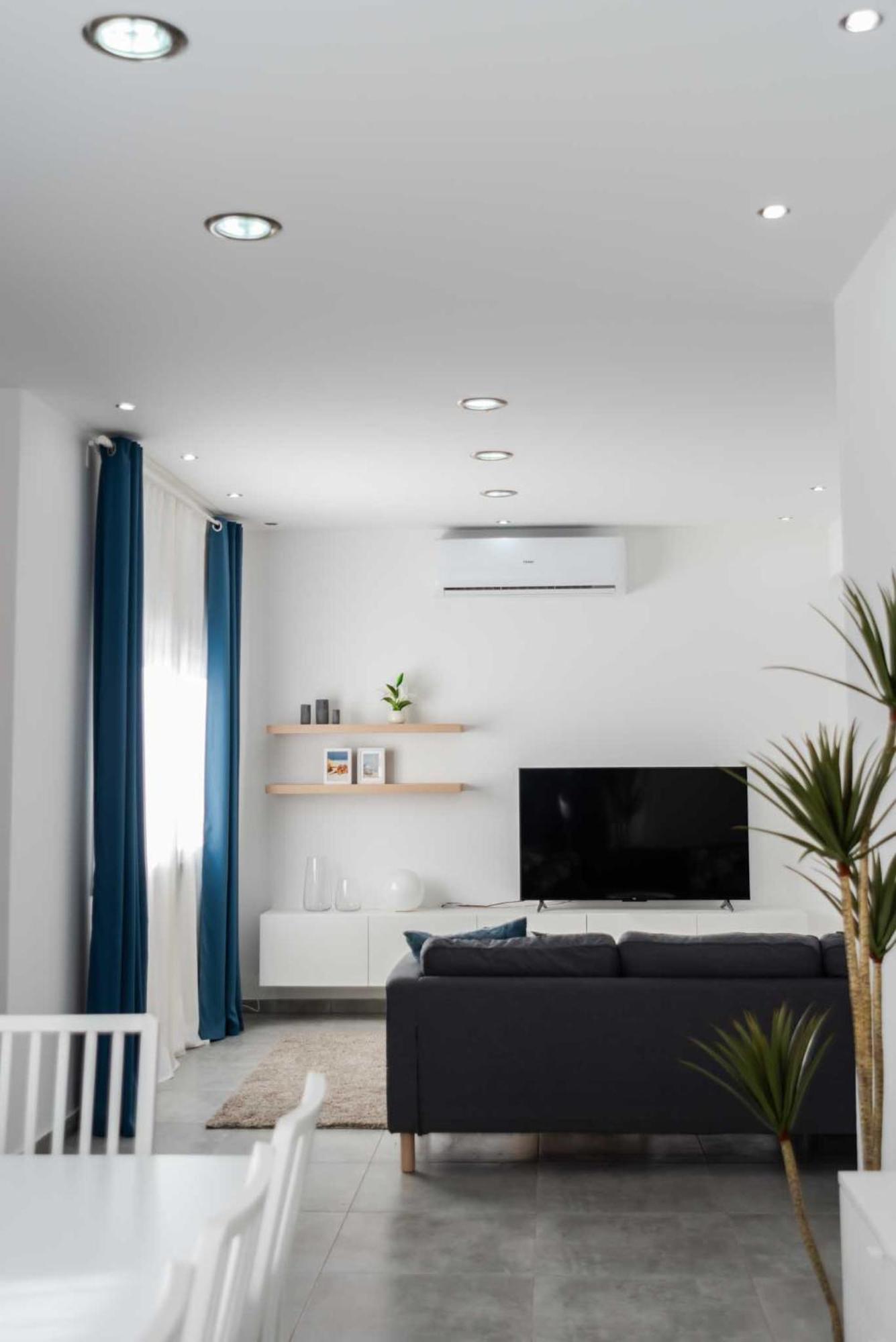 Kition City Apartments - Central Location Larnaca Buitenkant foto