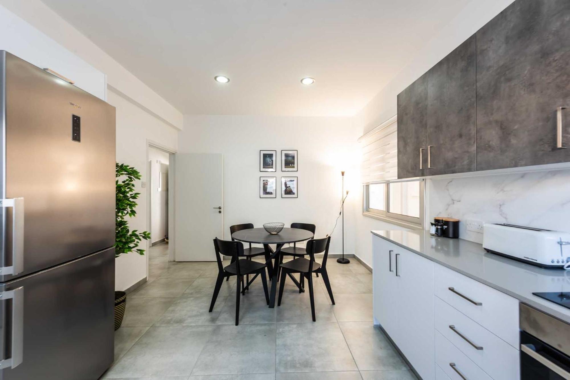 Kition City Apartments - Central Location Larnaca Buitenkant foto
